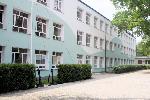 OK BOSMAN I - budynek szkolny - widok od strony wejścia